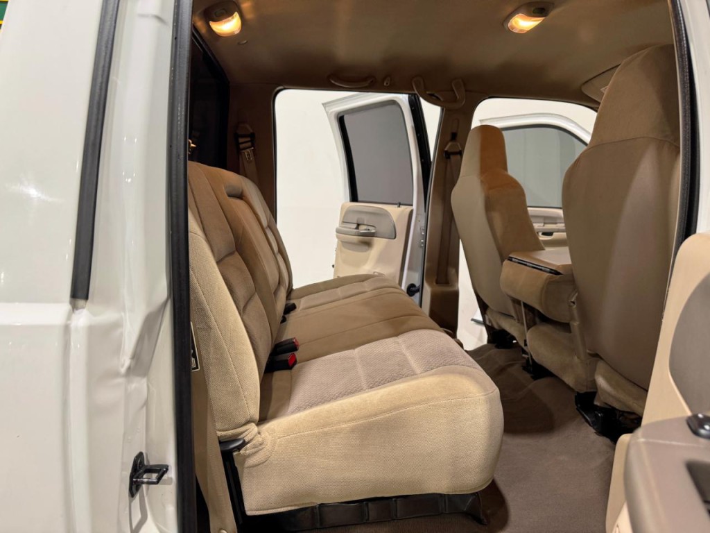2002 Ford F-350 Image 13