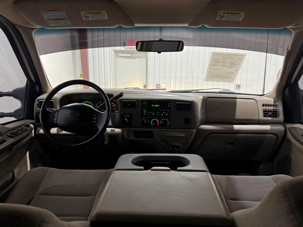 2002 Ford F-350 Image 17