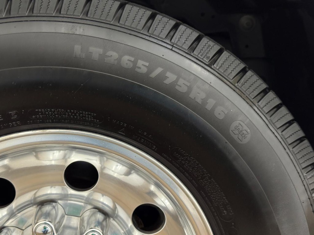 2002 Ford F-350 Image 36