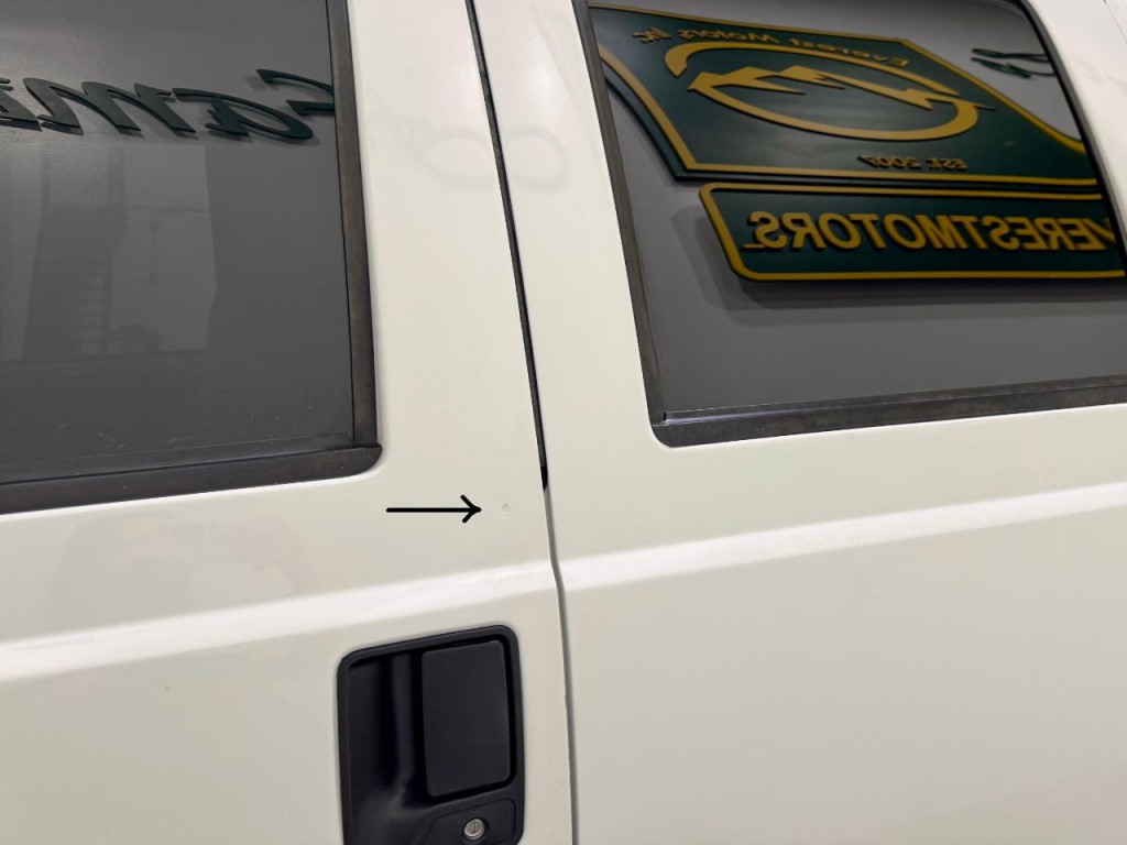 2002 Ford F-350 Image 44