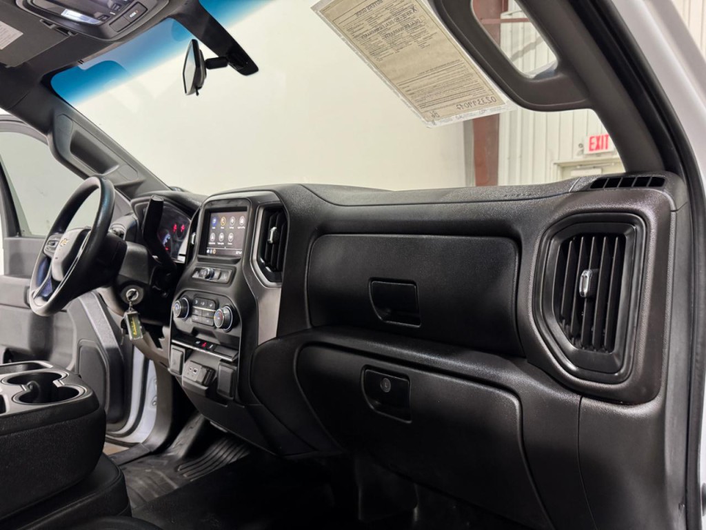 2023 Chevrolet Silverado 1500 Image 11