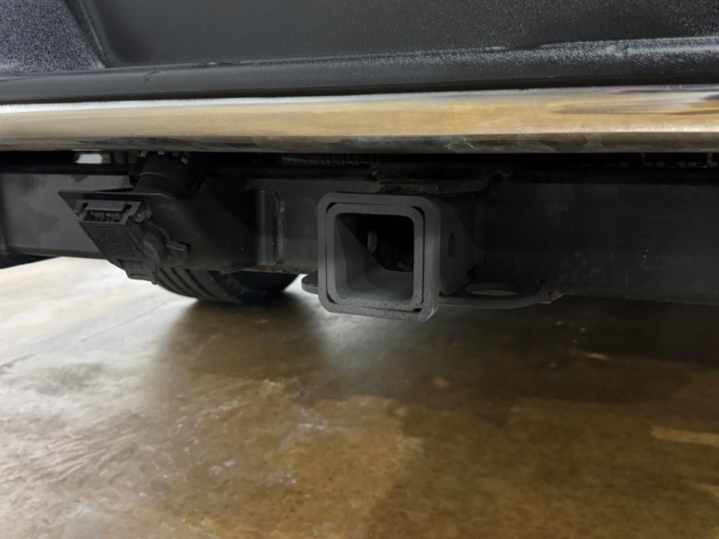 2016 Chevrolet Express Image 40