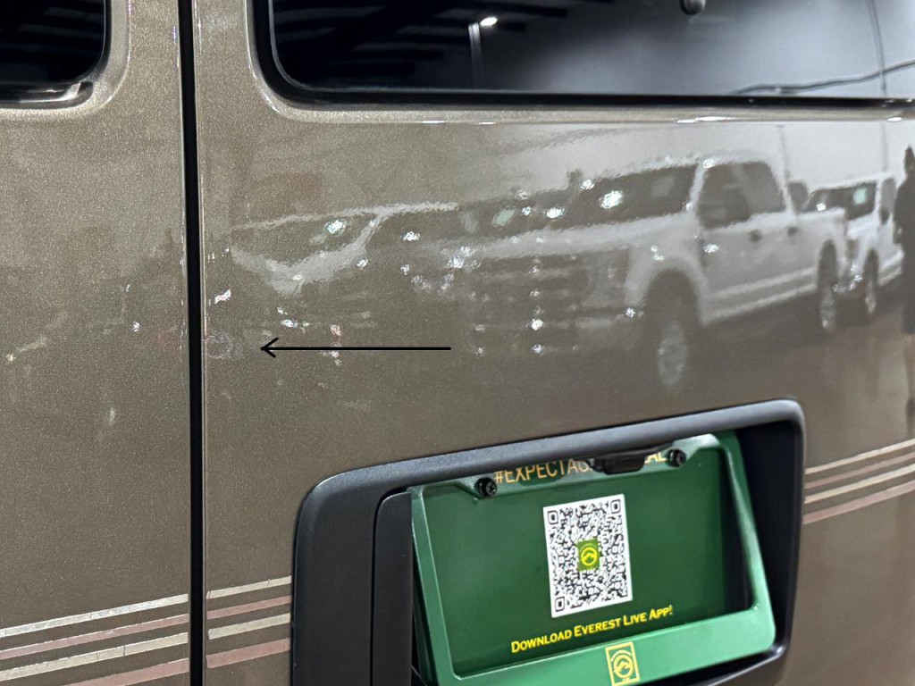 2016 Chevrolet Express Image 56