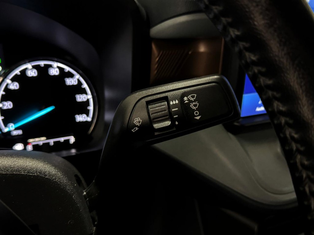 2022 Ford Maverick Image 25