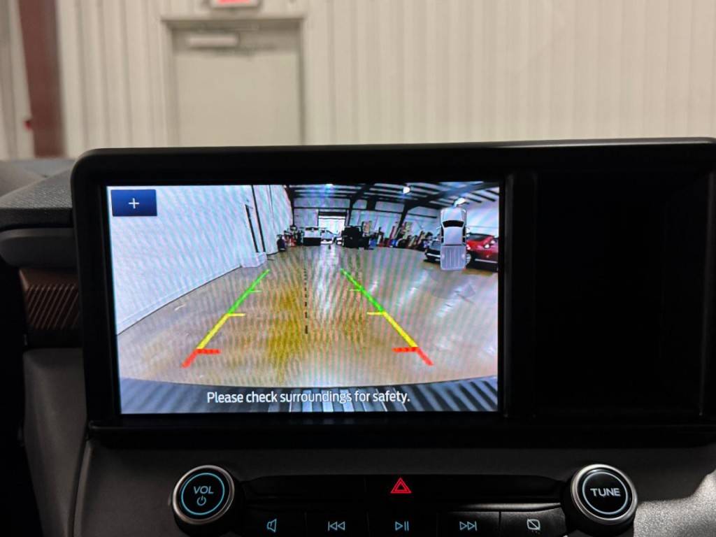 2022 Ford Maverick Image 46