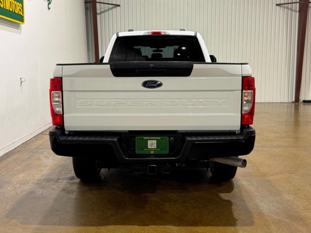 2022 Ford F-250 Image 6