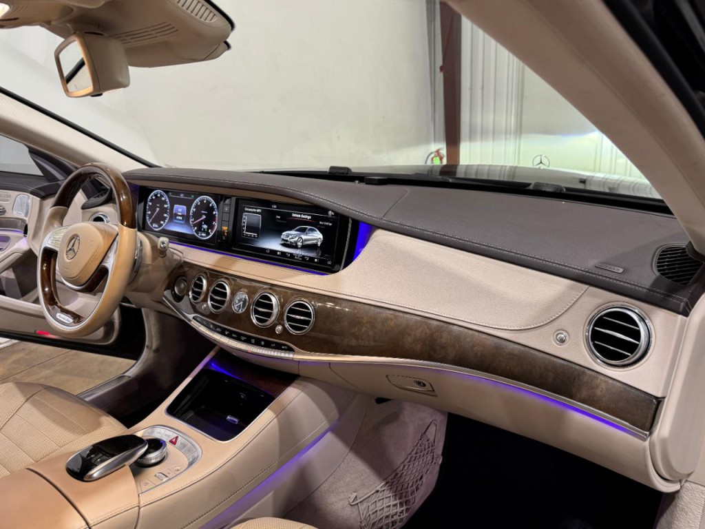 2015 Mercedes-Benz S-Class Image 12