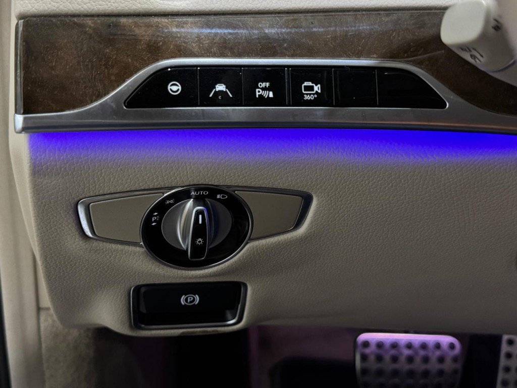 2015 Mercedes-Benz S-Class Image 25