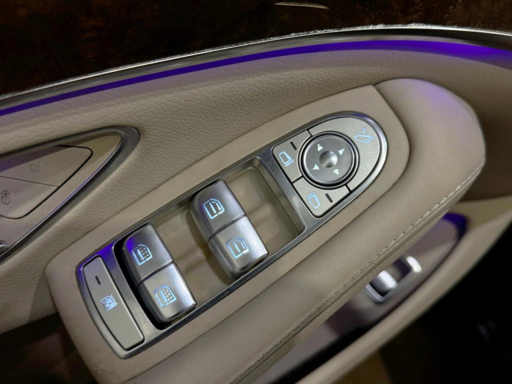 2015 Mercedes-Benz S-Class Image 29