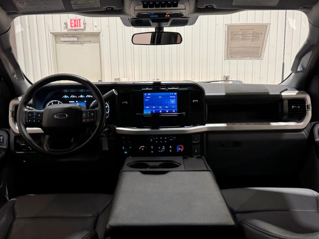 2024 Ford F-350 Image 20