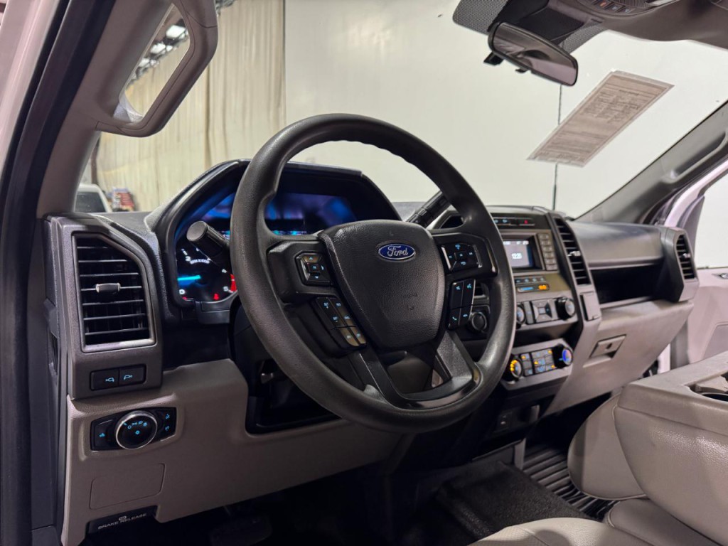 2022 Ford F-350 Image 10