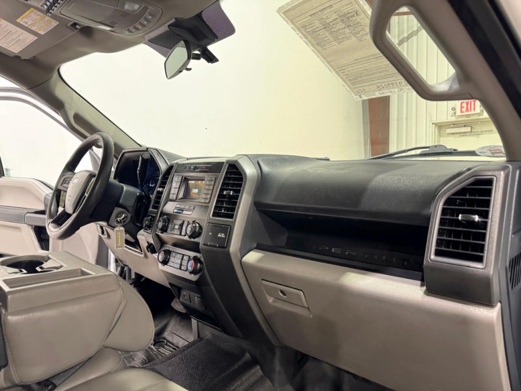 2022 Ford F-350 Image 11