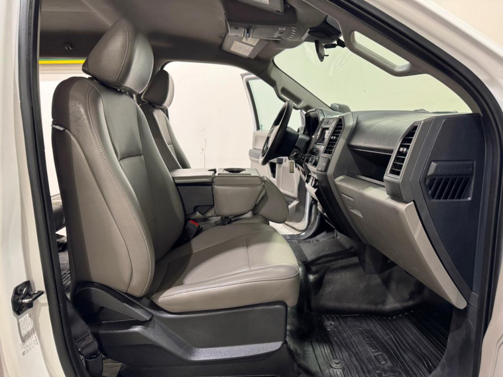 2022 Ford F-350 Image 14