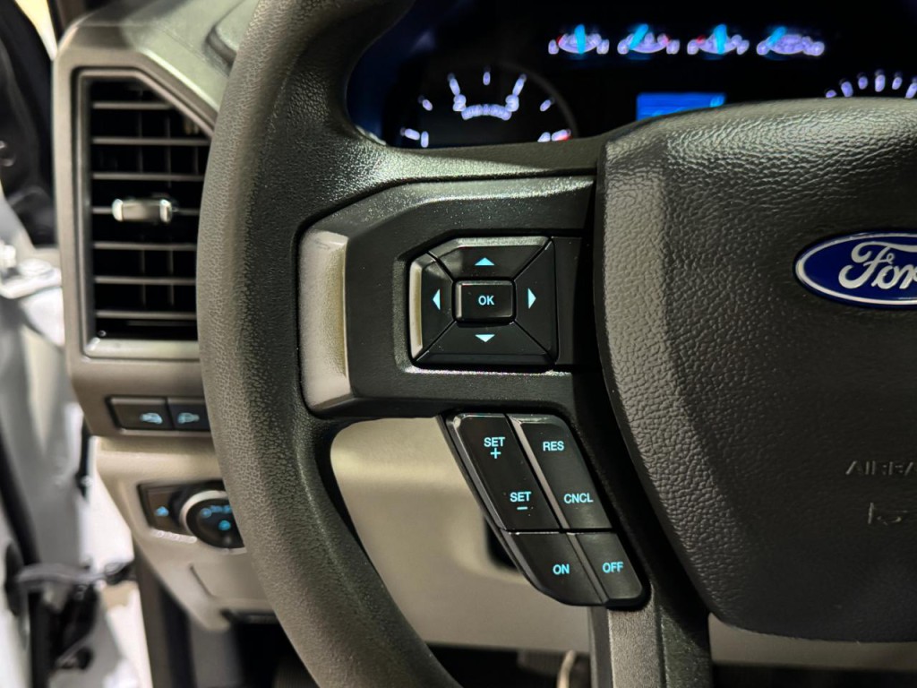 2022 Ford F-350 Image 22