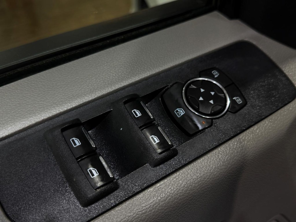 2022 Ford F-350 Image 29