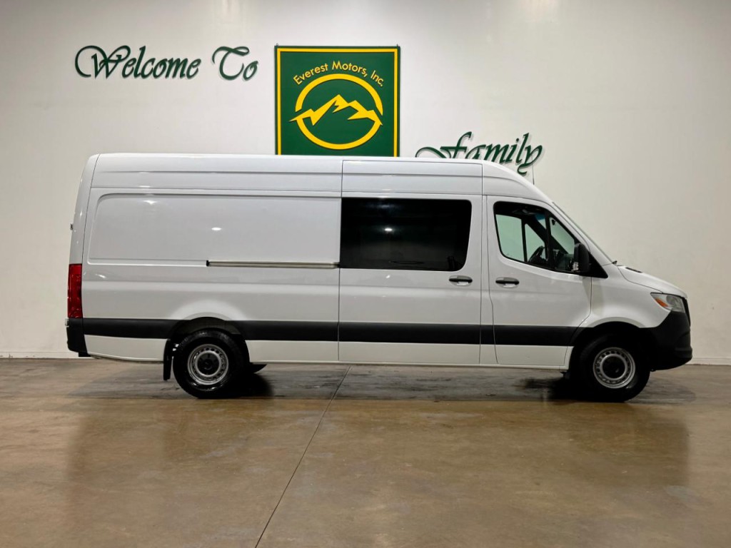2023 Mercedes-Benz Sprinter Image 8