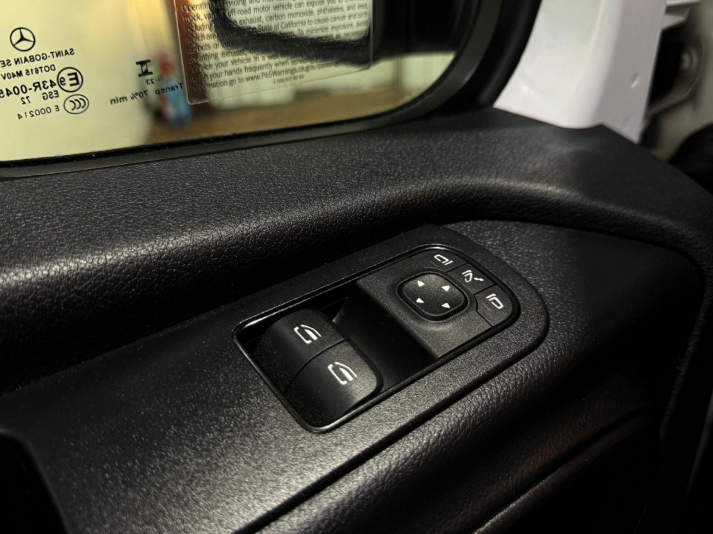 2023 Mercedes-Benz Sprinter Image 25
