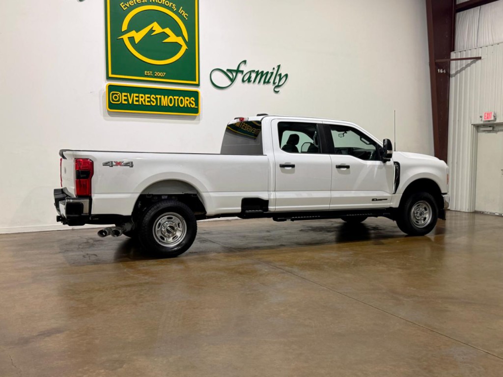 2023 Ford F-250 Image 8