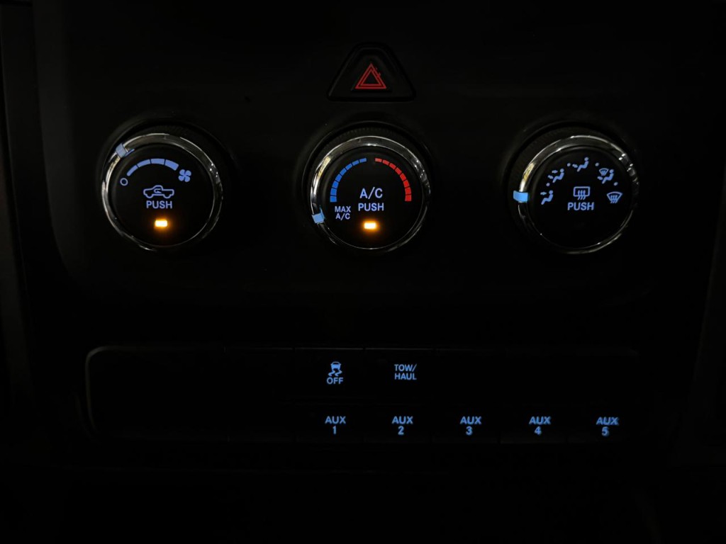 2018 RAM 3500 Image 6