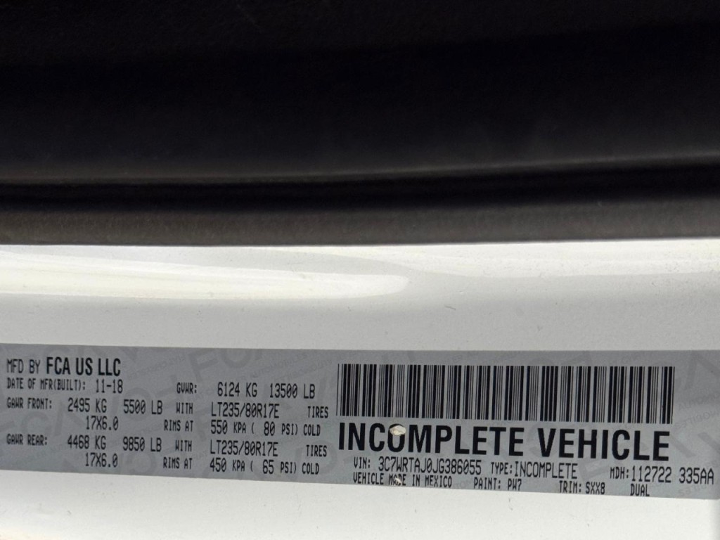 2018 RAM 3500 Image 10