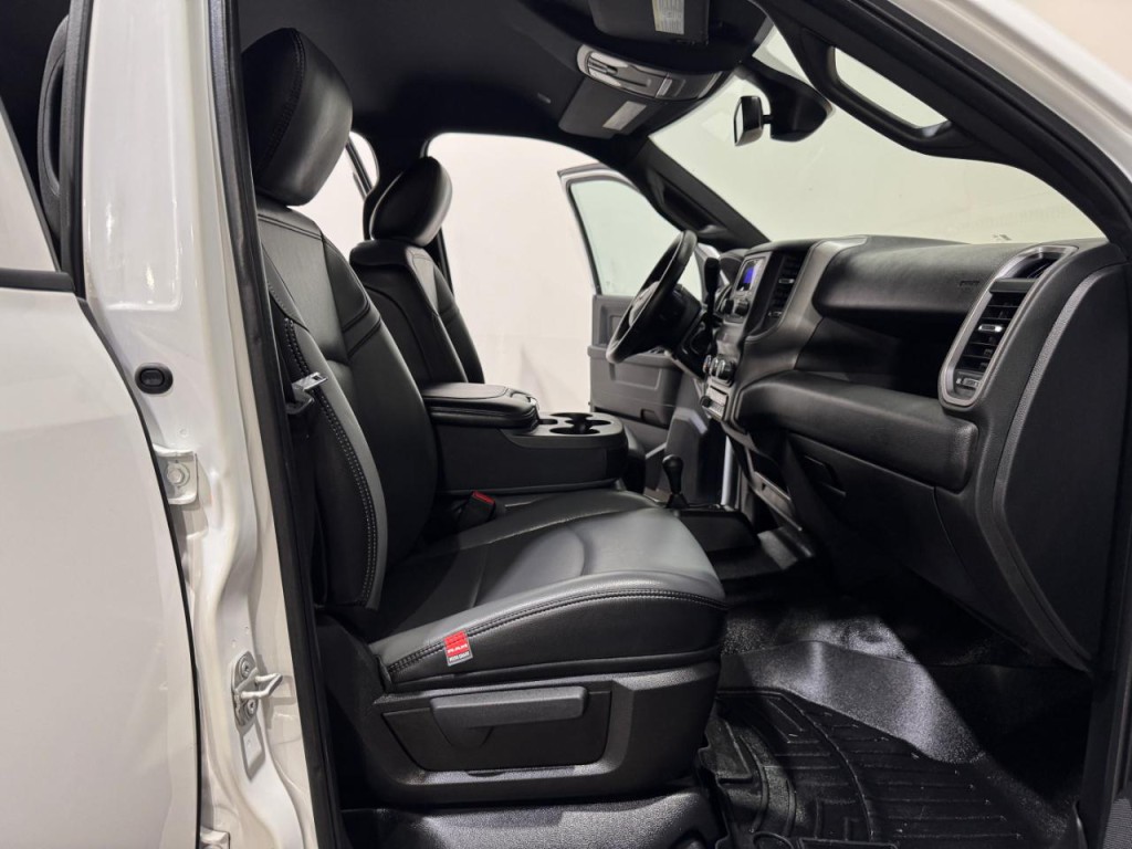 2021 RAM 3500 Image 15