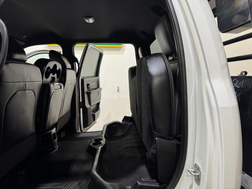 2021 RAM 3500 Image 19