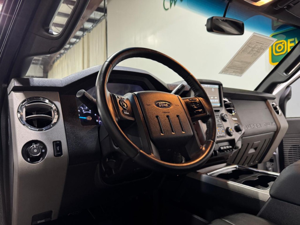 2015 Ford F-250 Image 10