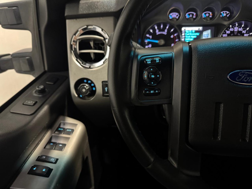 2015 Ford F-250 Image 22