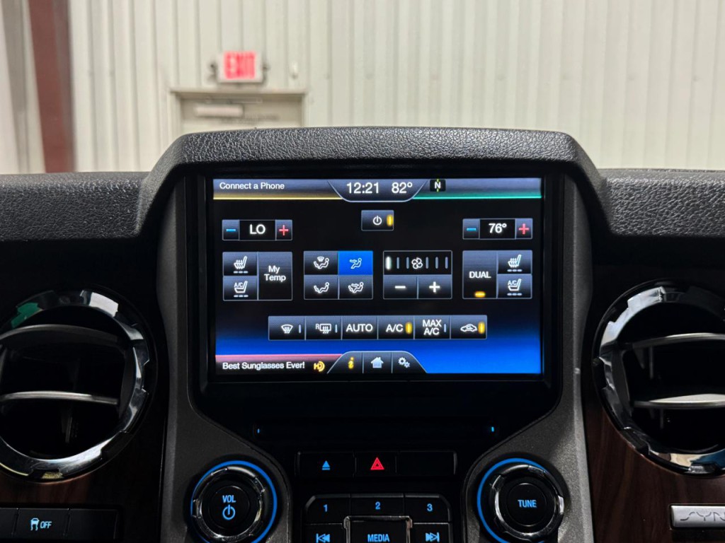 2015 Ford F-250 Image 35