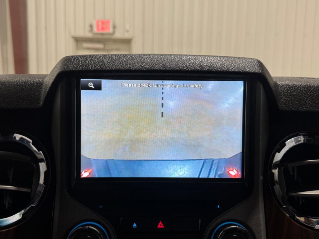 2015 Ford F-250 Image 43