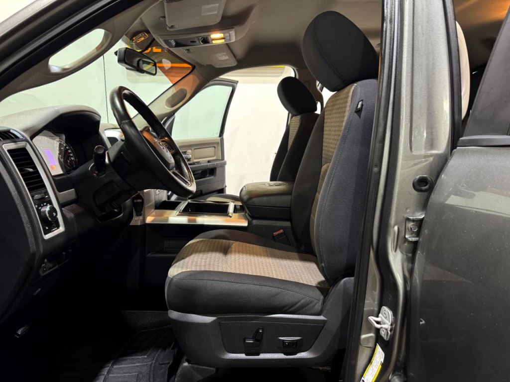 2012 RAM 2500 Image 11