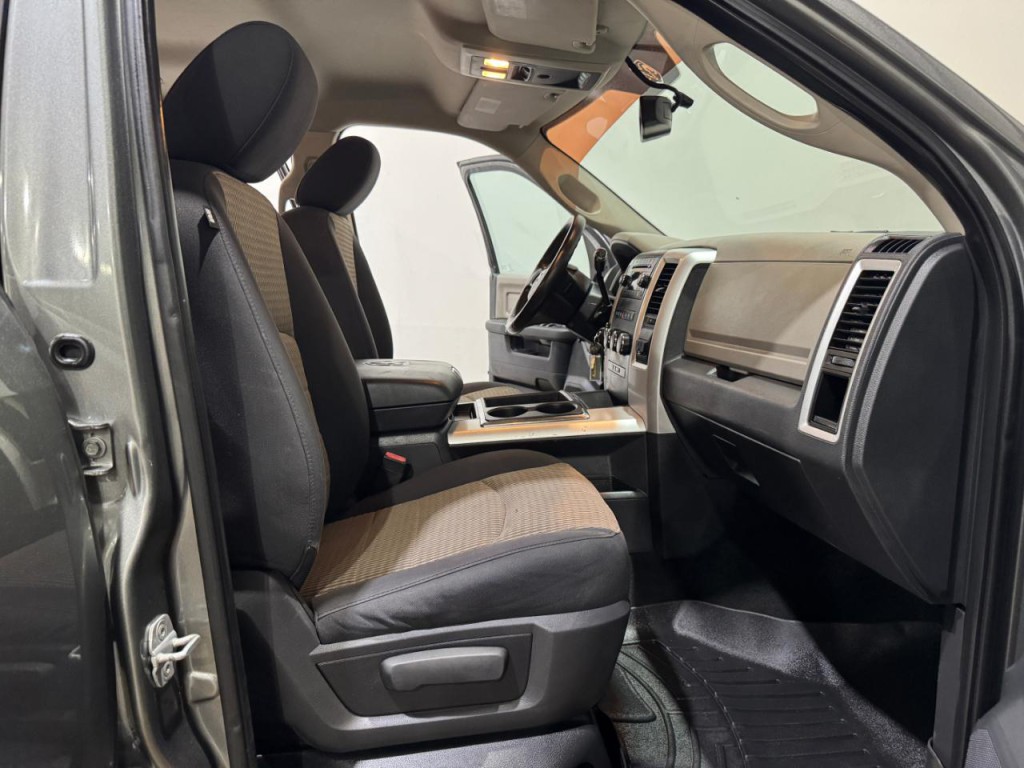2012 RAM 2500 Image 12