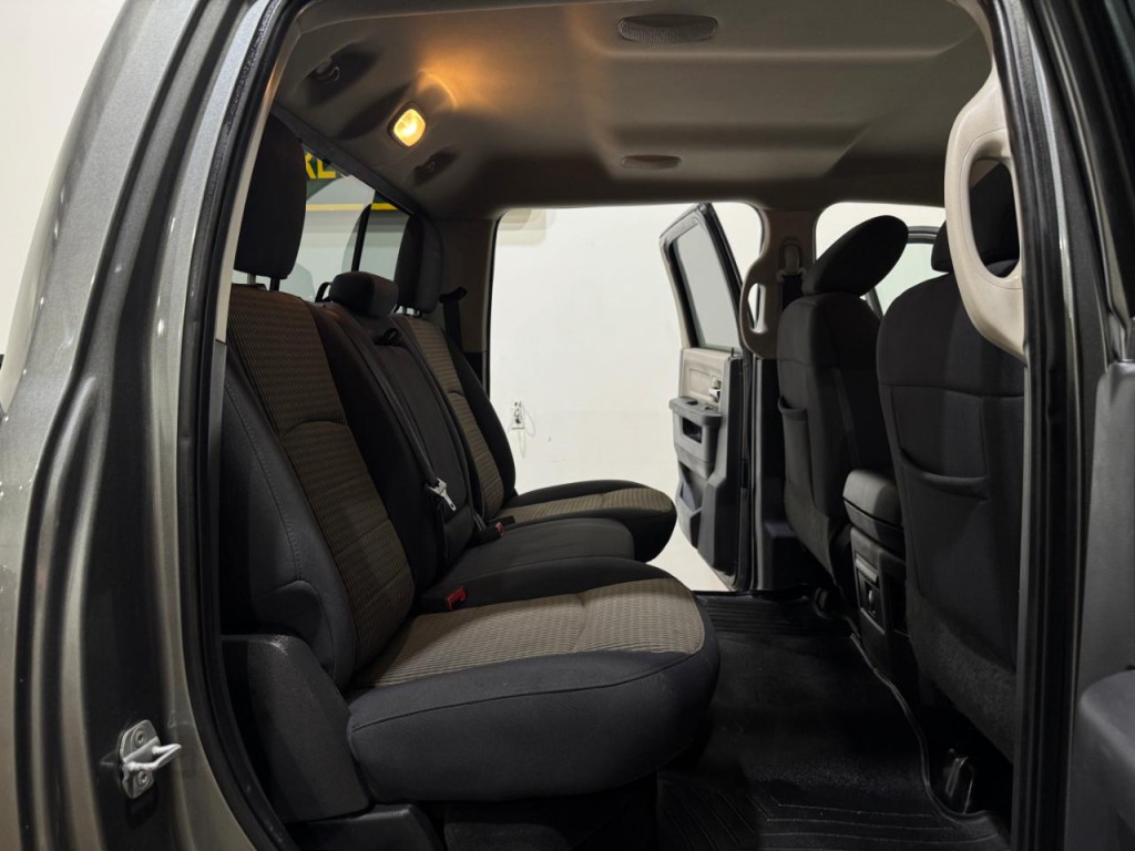 2012 RAM 2500 Image 13