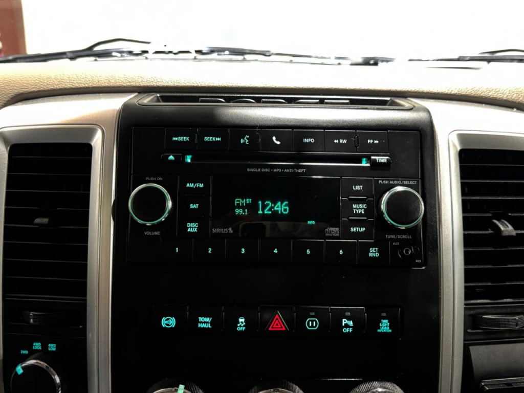 2012 RAM 2500 Image 25