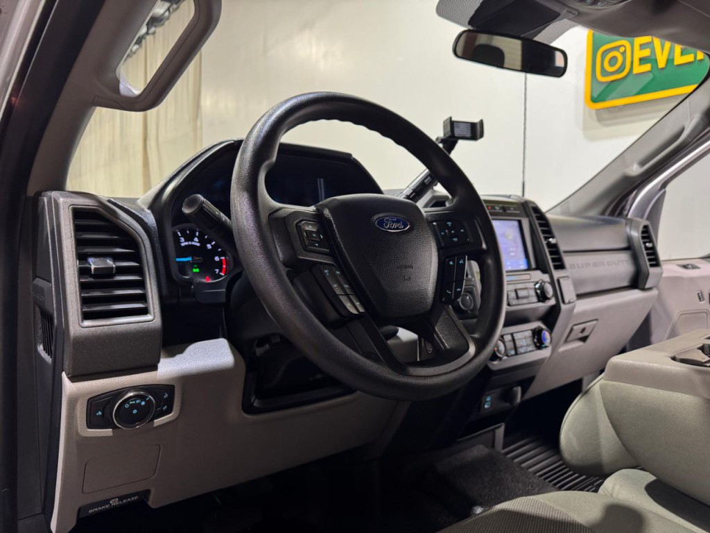2021 Ford F-250 Image 10