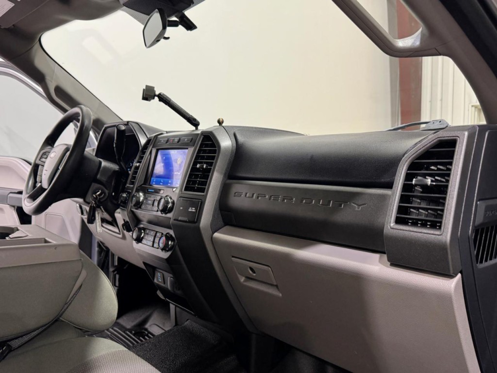 2021 Ford F-250 Image 11