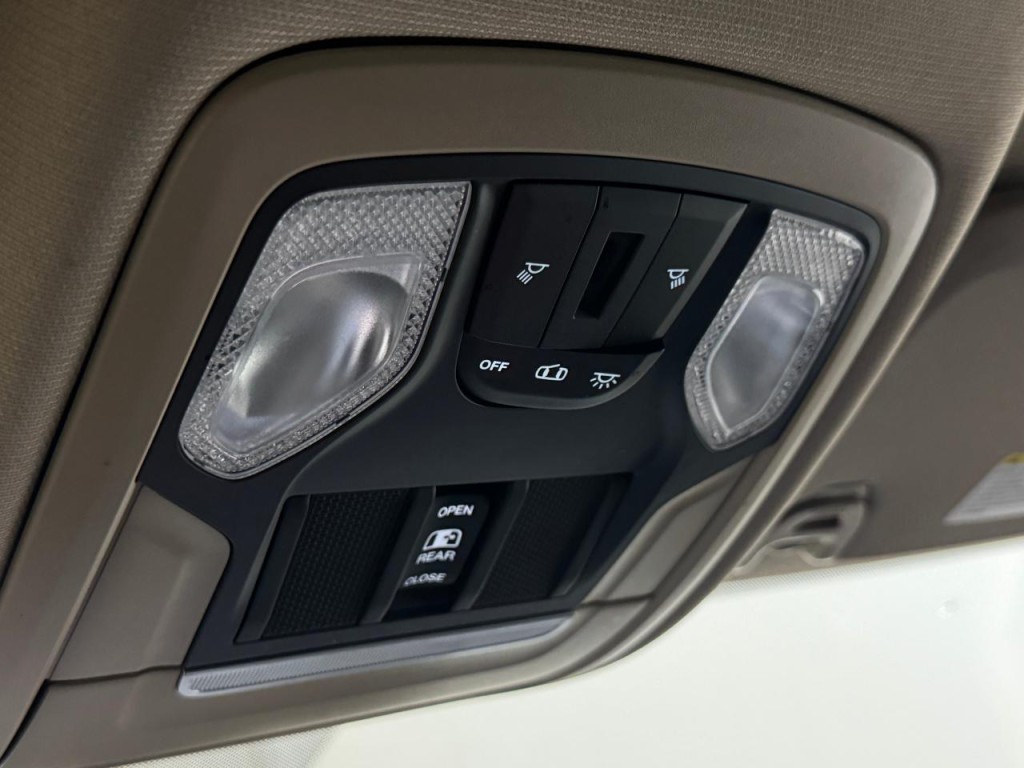 2020 RAM 3500 Image 13