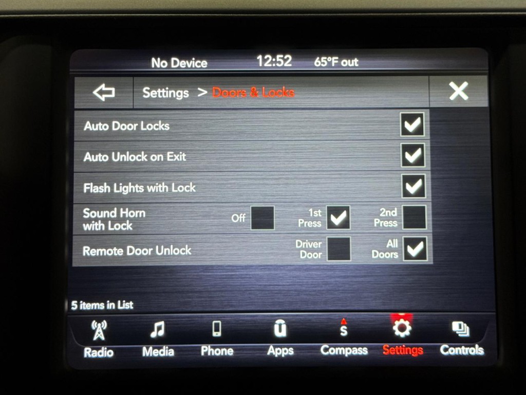 2020 RAM 3500 Image 27