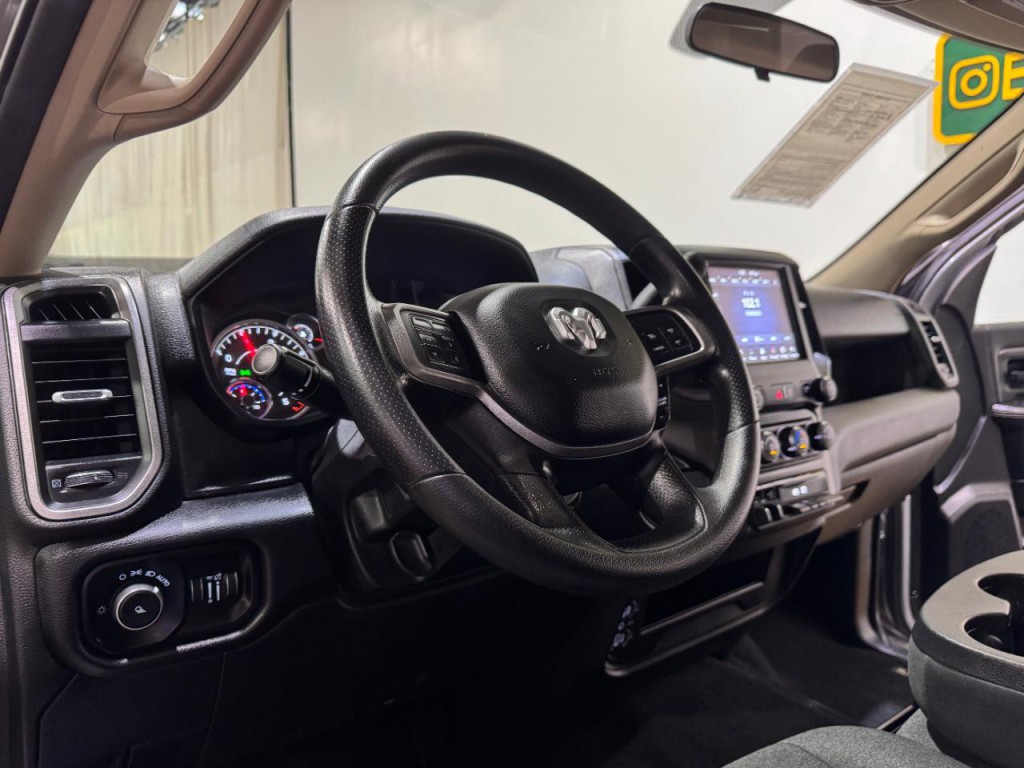 2020 RAM 3500 Image 10