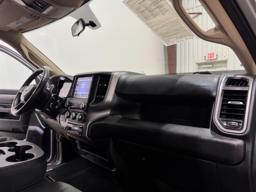 2020 RAM 3500 Image 11