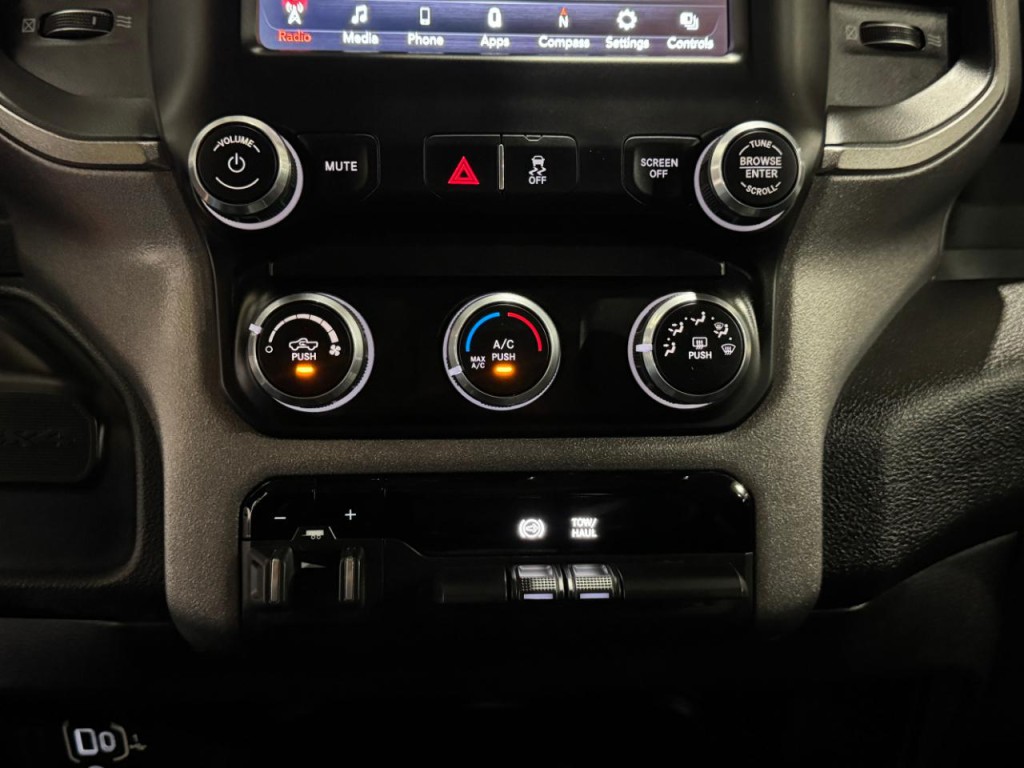 2020 RAM 3500 Image 26