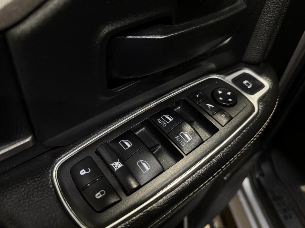 2020 RAM 3500 Image 27