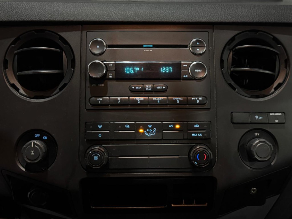 2011 Ford F-250 Image 7