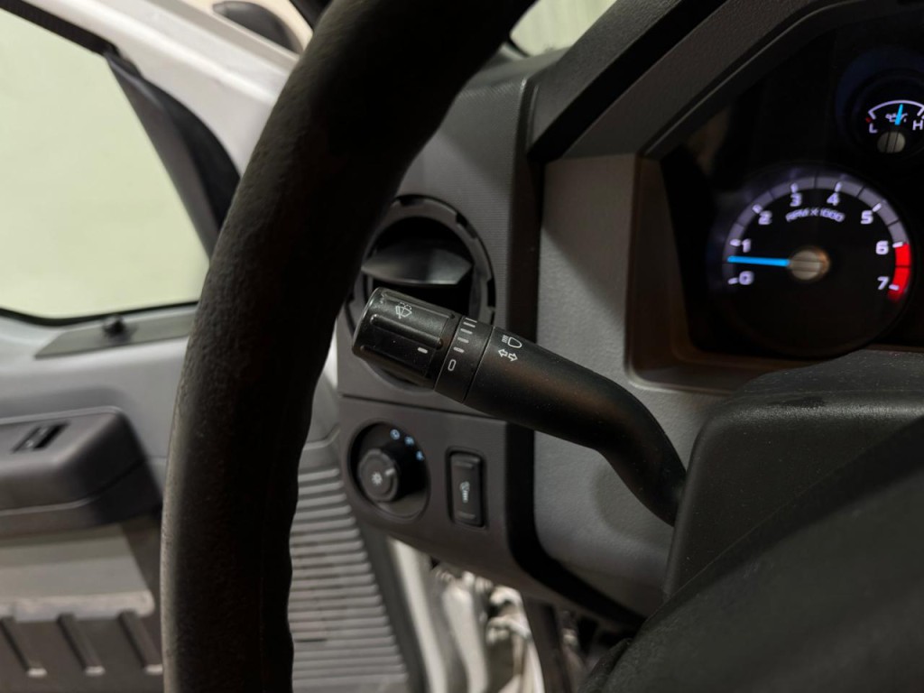 2011 Ford F-250 Image 8