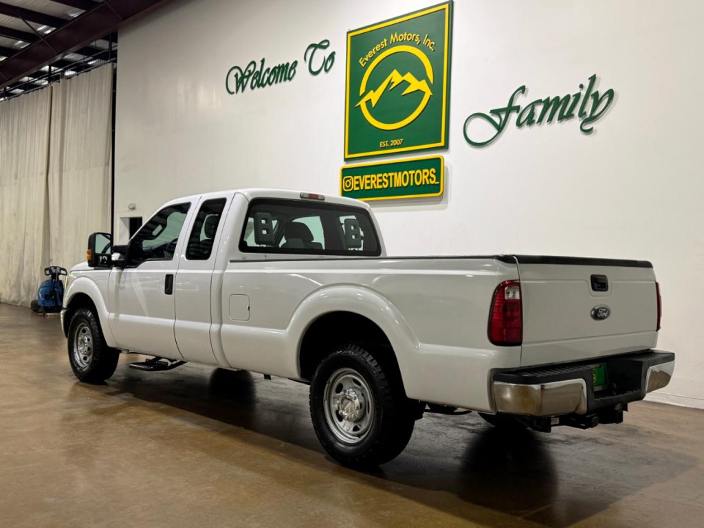 2011 Ford F-250 Image 5