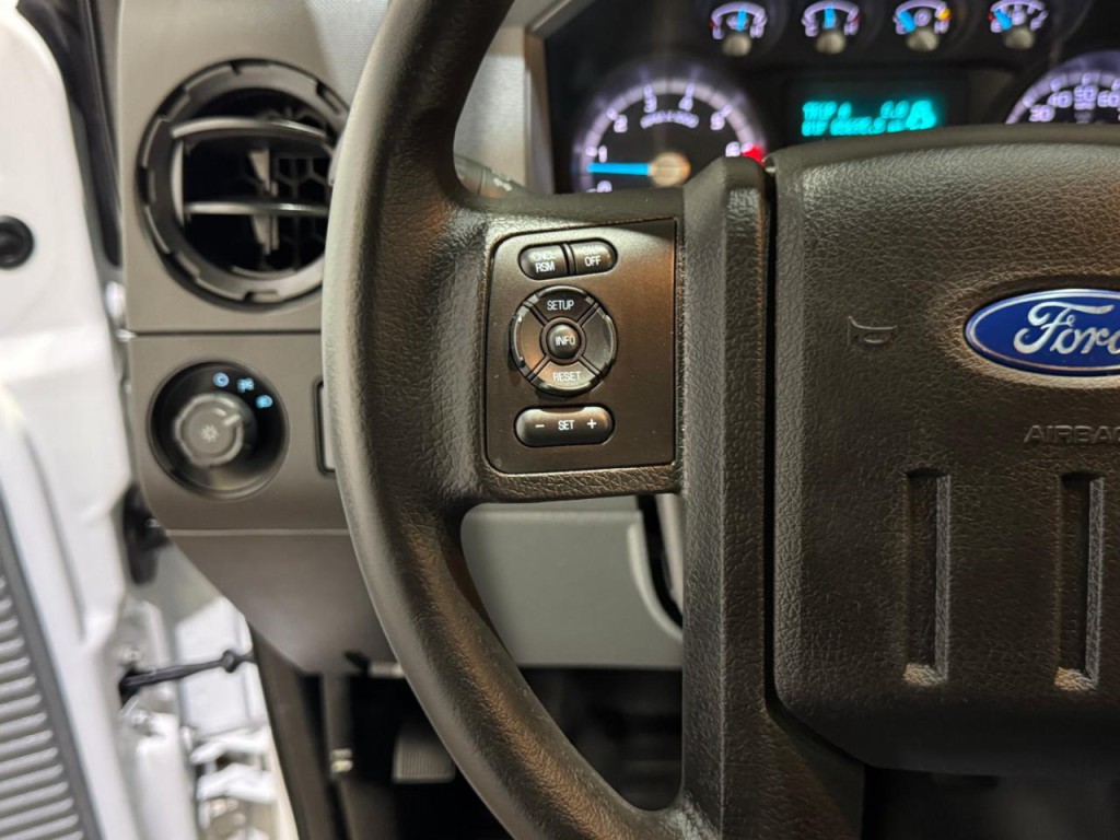 2011 Ford F-250 Image 22