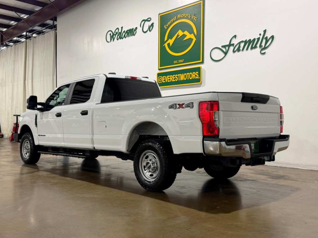 2022 Ford F-250 Image 6