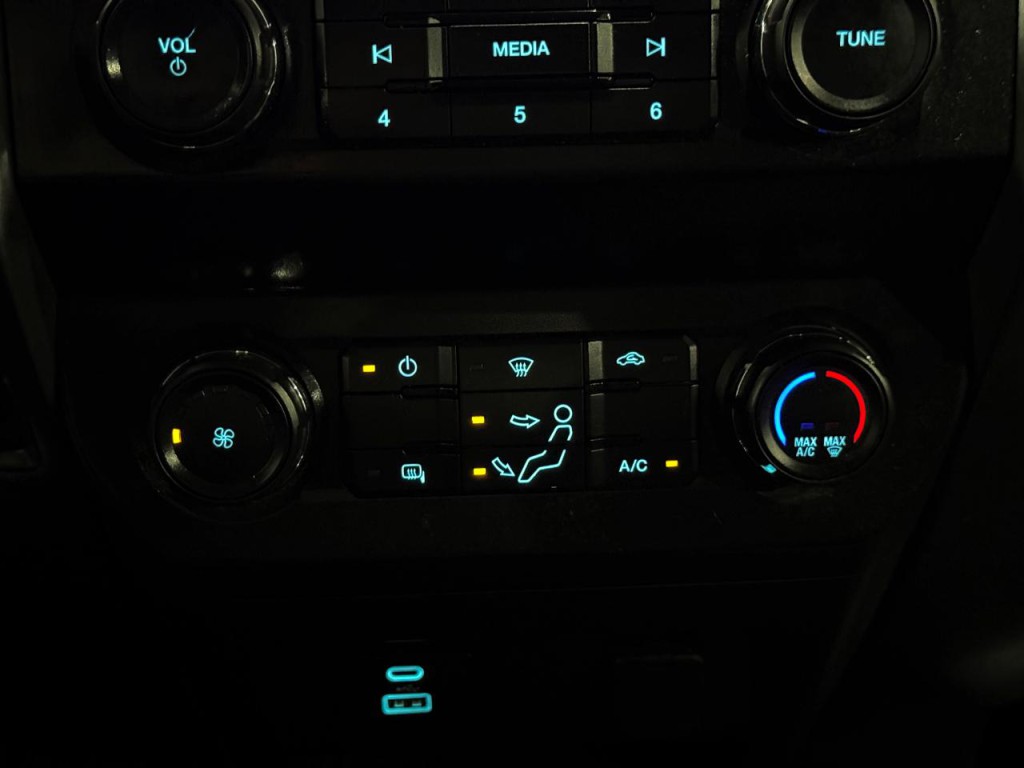 2022 Ford F-250 Image 28