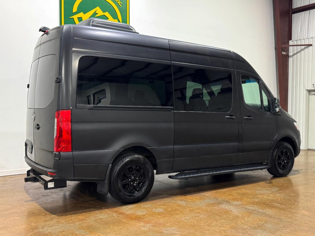 2019 Mercedes-Benz Sprinter Image 2