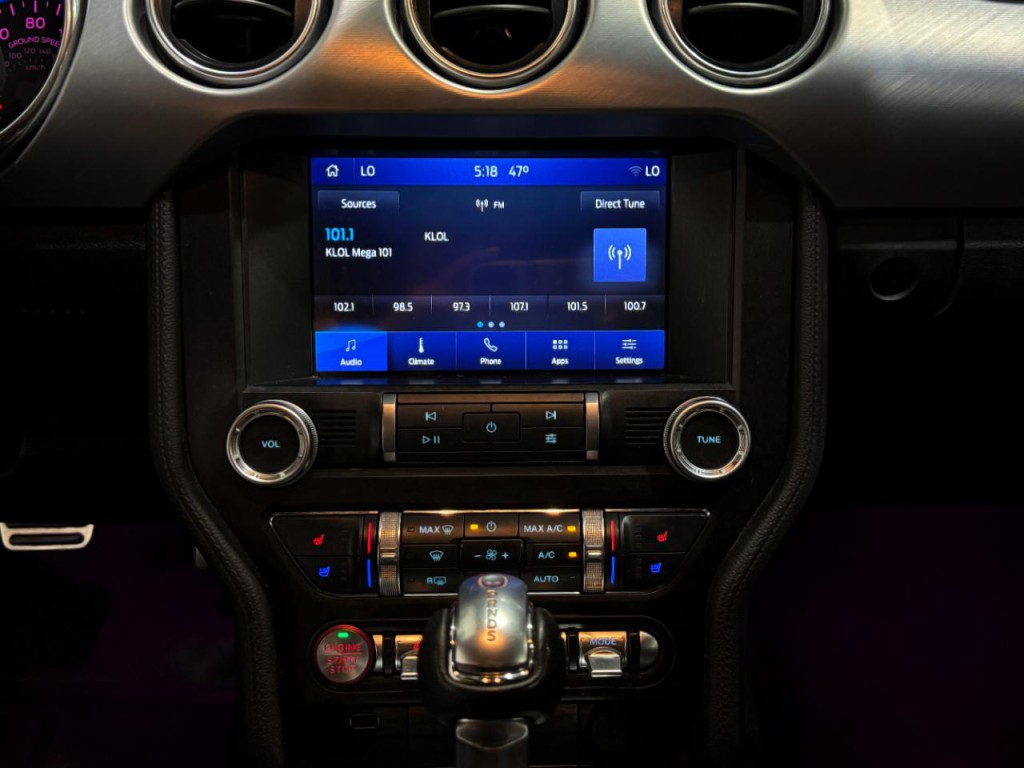 2022 Ford Mustang Image 9